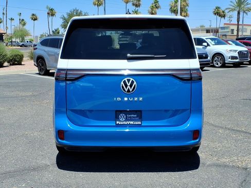 Certified 2025 Volkswagen ID. Buzz Pro S Plus RWD image 5