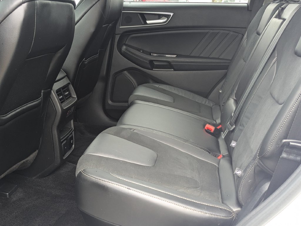 Used 2015 Ford Edge Sport w/ Equipment Group 401A AWD/4WD image 22