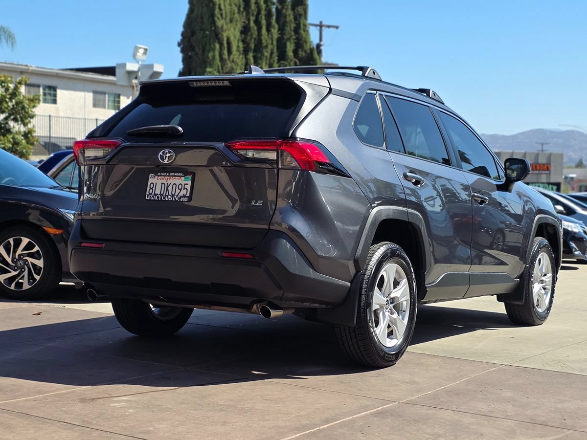 Used 2019 Toyota RAV4 LE w/ Carpet Mat Package FWD image 13