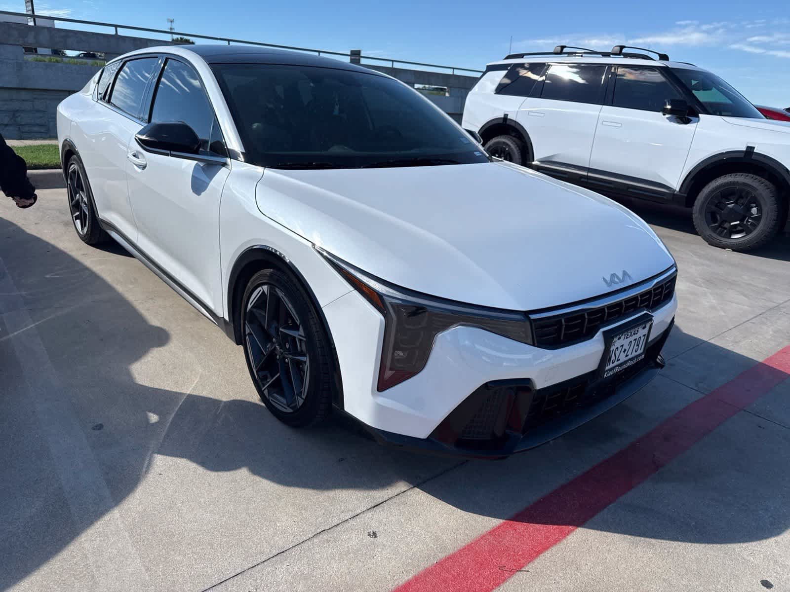 Certified 2025 Kia K4 GT-Line w/ GT-Line Premium Package FWD image 11