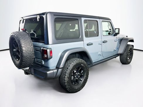 Used 2024 Jeep Wrangler Unlimited AWD/4WD image 9