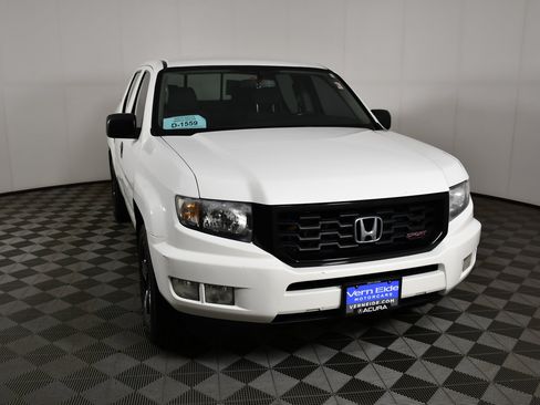 Used 2014 Honda Ridgeline Sport image 3