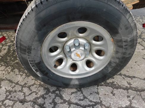 Used 2013 Chevrolet Silverado 1500 W/T w/ LS Package image 4