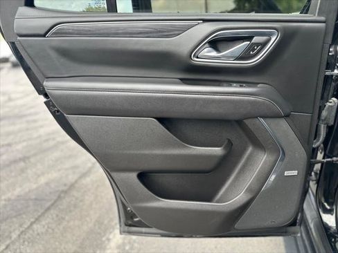 Used 2021 GMC Yukon SLT RWD image 18