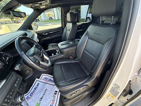 Certified 2021 GMC Yukon Denali w/ Denali Premium Package image 19