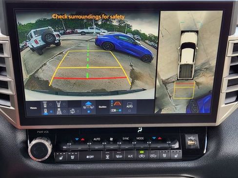 Used 2025 Toyota Tundra Limited image 16