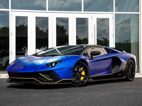 Used 2022 Lamborghini Aventador LP 780-4 Ultimae AWD/4WD image 1