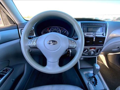Used 2010 Subaru Forester 2.5X Premium image 5
