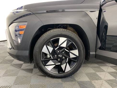 Used 2024 Hyundai Kona SEL FWD image 12