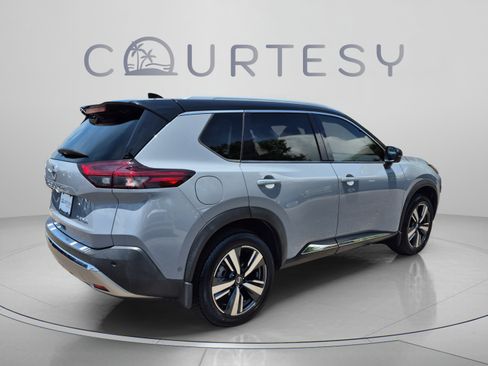 Certified 2021 Nissan Rogue Platinum FWD image 7