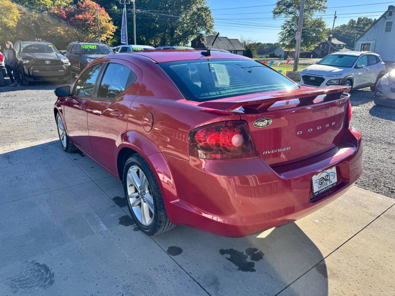 Used 2011 Dodge Avenger Heat FWD image 5