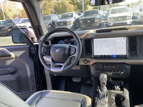 New 2025 Ford Bronco Big Bend image 37