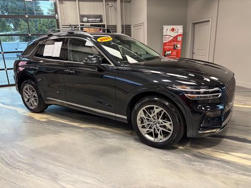 Used 2025 Genesis GV70 2.5T AWD/4WD image 32