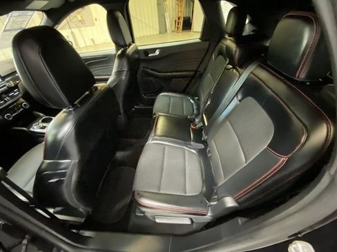 Used 2025 Ford Escape ST-Line image 24