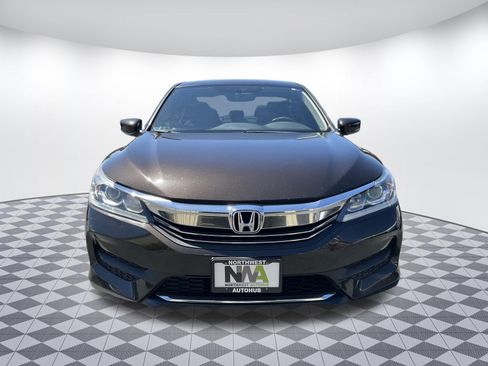 Used 2017 Honda Accord LX image 5