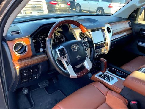 Used 2020 Toyota Tundra 1794 Edition image 18