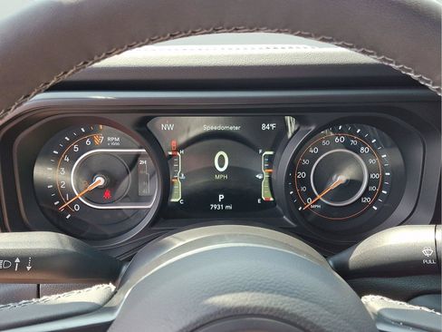 Used 2025 Jeep Gladiator Sport AWD/4WD image 20