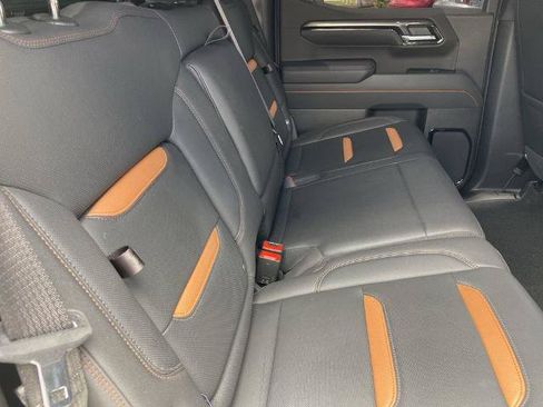 Used 2026 GMC Sierra 1500 AT4 w/ Technology Package AWD/4WD image 23