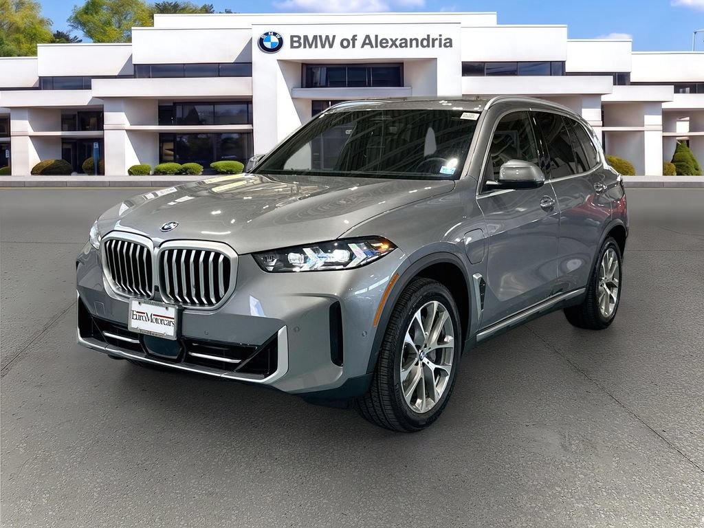 Used 2026 BMW X5 xDrive50e w/ Executive Package AWD/4WD image 1