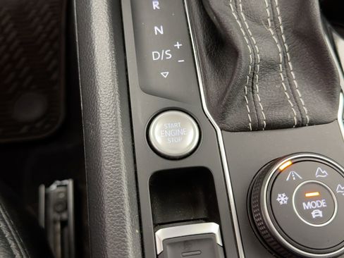 Used 2022 Volkswagen Atlas SEL image 26