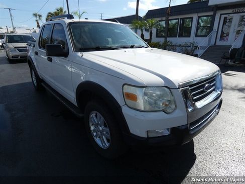 Used 2010 Ford Explorer Sport Trac XLT image 1