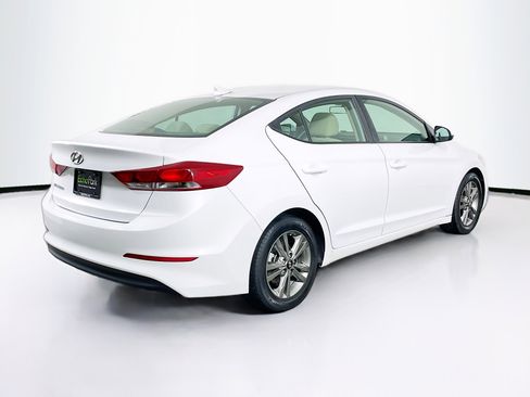 Used 2018 Hyundai Elantra SEL w/ Cargo Package image 9