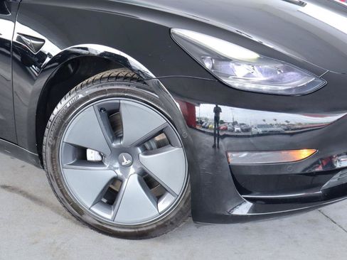 Used 2022 Tesla Model 3 RWD image 4