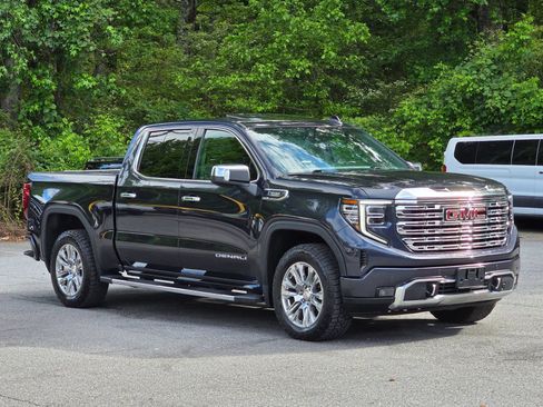 Used 2022 GMC Sierra 1500 Denali AWD/4WD image 10