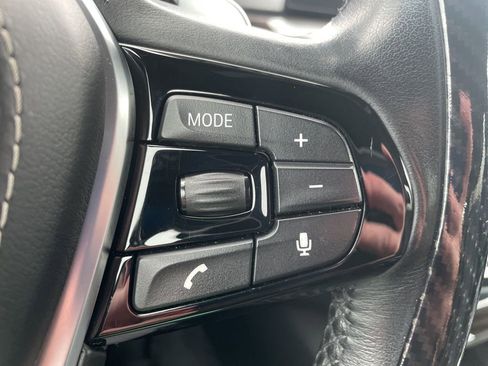 Used 2017 BMW 530i xDrive image 12