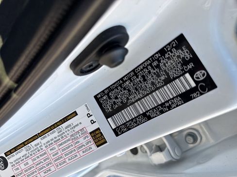 Used 2022 Toyota Corolla SE image 34