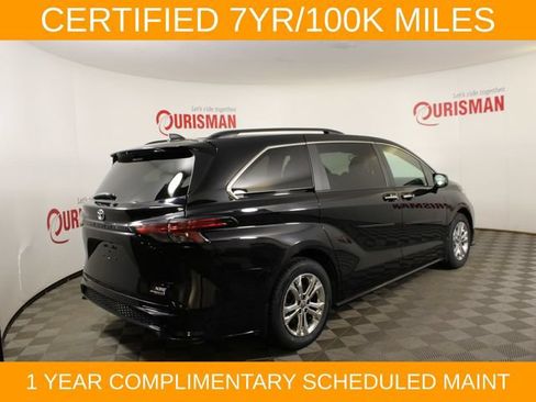 Used 2023 Toyota Sienna XSE w/ XSE Plus Package AWD/4WD image 9