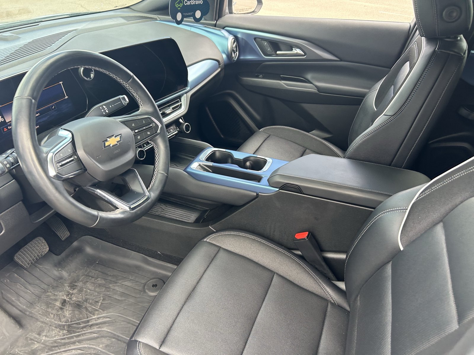 Certified 2024 Chevrolet Equinox EV LT FWD image 25