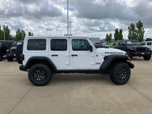 New 2026 Jeep Wrangler Unlimited Rubicon w/ Xtreme 35 Tire Package AWD/4WD image 5