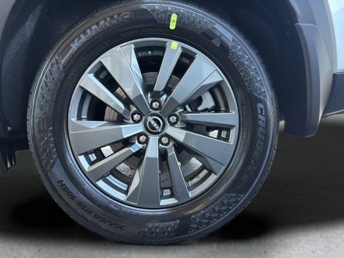 New 2026 Nissan Pathfinder SV AWD/4WD image 30