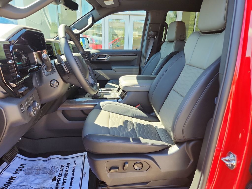 New 2026 Chevrolet Silverado 1500 ZR2 w/ LPO, Dark Essentials Package AWD/4WD image 12