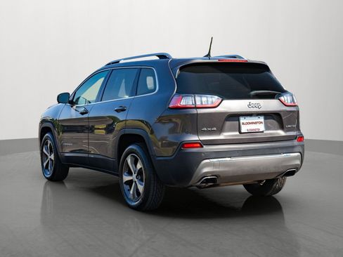 Used 2019 Jeep Cherokee Limited AWD/4WD image 5