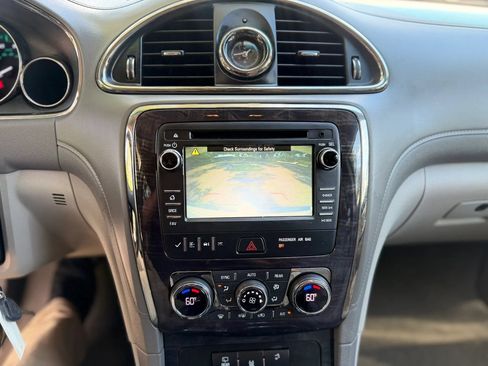 Used 2016 Buick Enclave Convenience FWD image 11