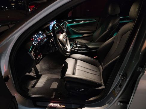 Used 2018 BMW 530i image 31