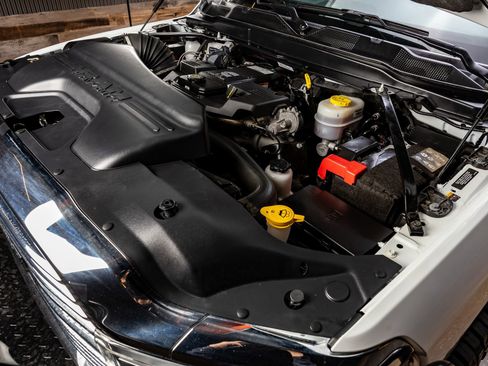 Used 2024 RAM 3500 Laramie w/ Bed Utility Group image 40