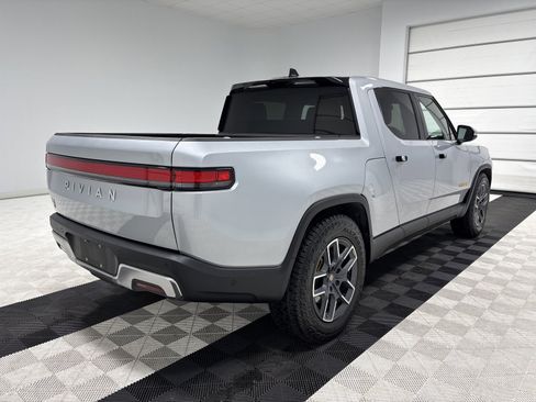 Used 2023 Rivian R1T Adventure image 5