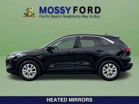 Used 2023 Ford Escape Active w/ Tech Pack #1 AWD/4WD image 9