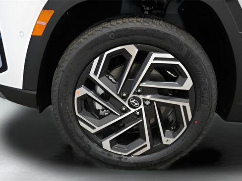 New 2025 Hyundai Tucson Limited image 3