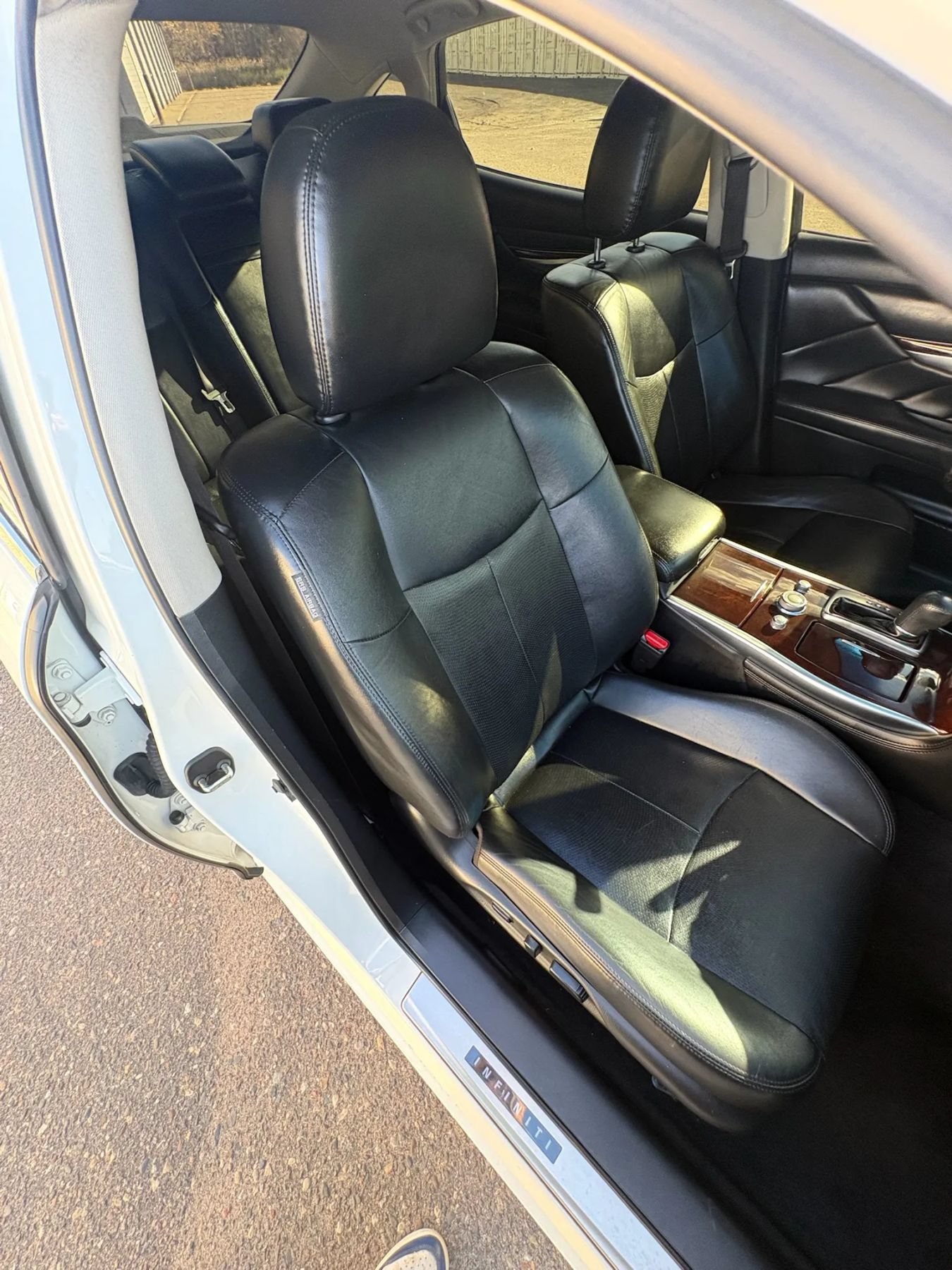 Used 2015 INFINITI Q70 L 3.7 AWD/4WD image 30