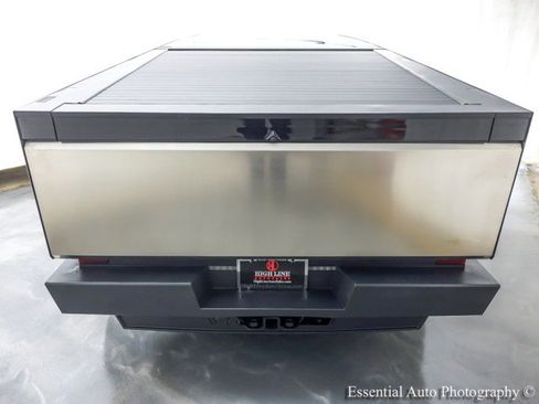 Used 2024 Tesla Cybertruck Cyberbeast image 7
