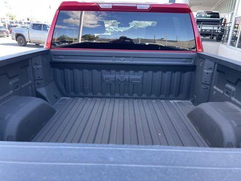 Used 2025 GMC Sierra 1500 SLT image 16