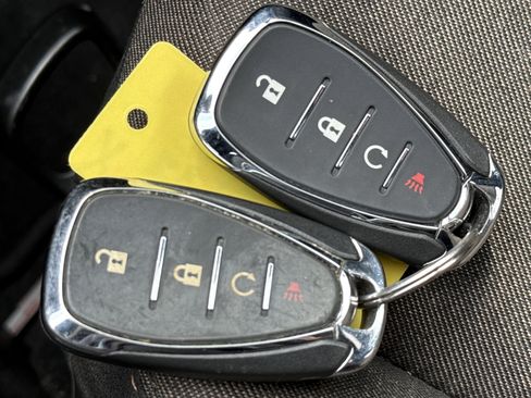 Used 2018 Chevrolet Equinox LT image 27