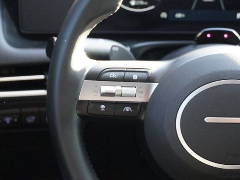 Used 2025 Hyundai Tucson SEL image 28