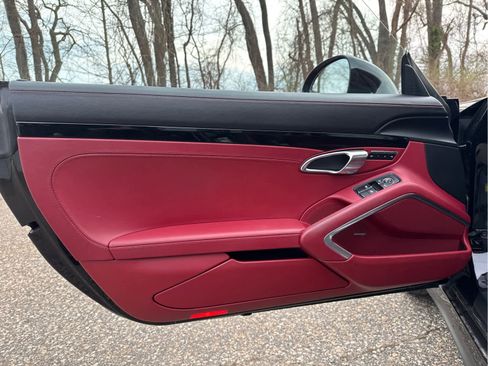 Certified 2019 Porsche 911 Turbo AWD/4WD image 21