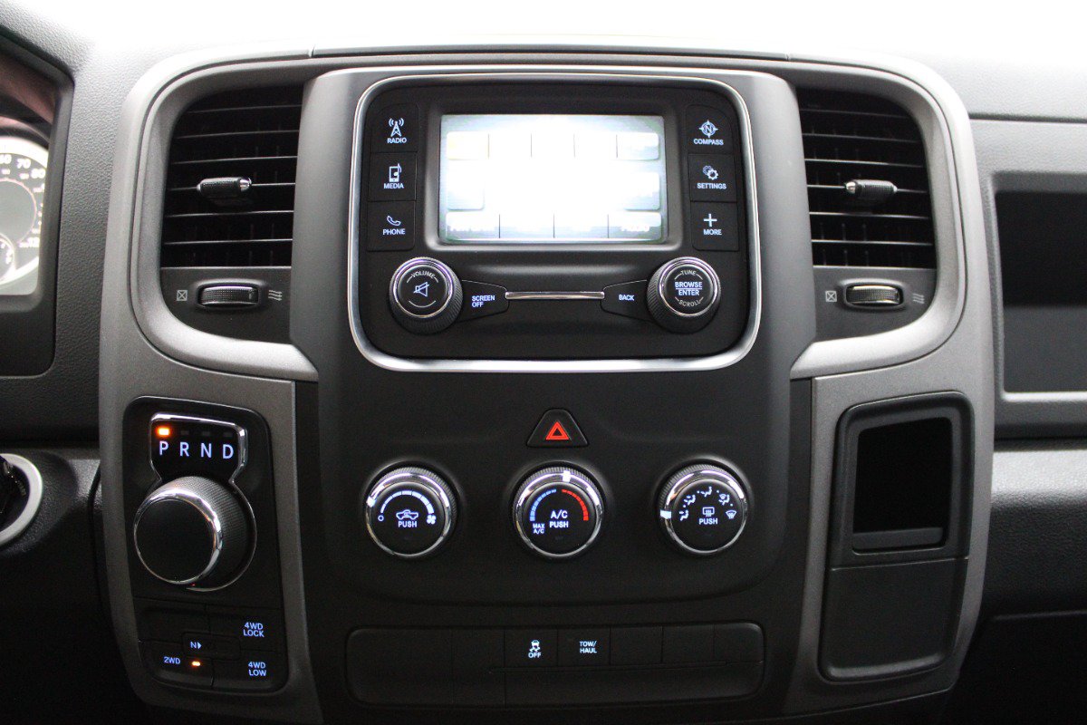 Used 2014 RAM 1500 Express AWD/4WD image 17