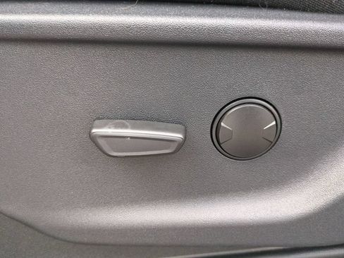 Certified 2024 Ford F150 XLT RWD image 19